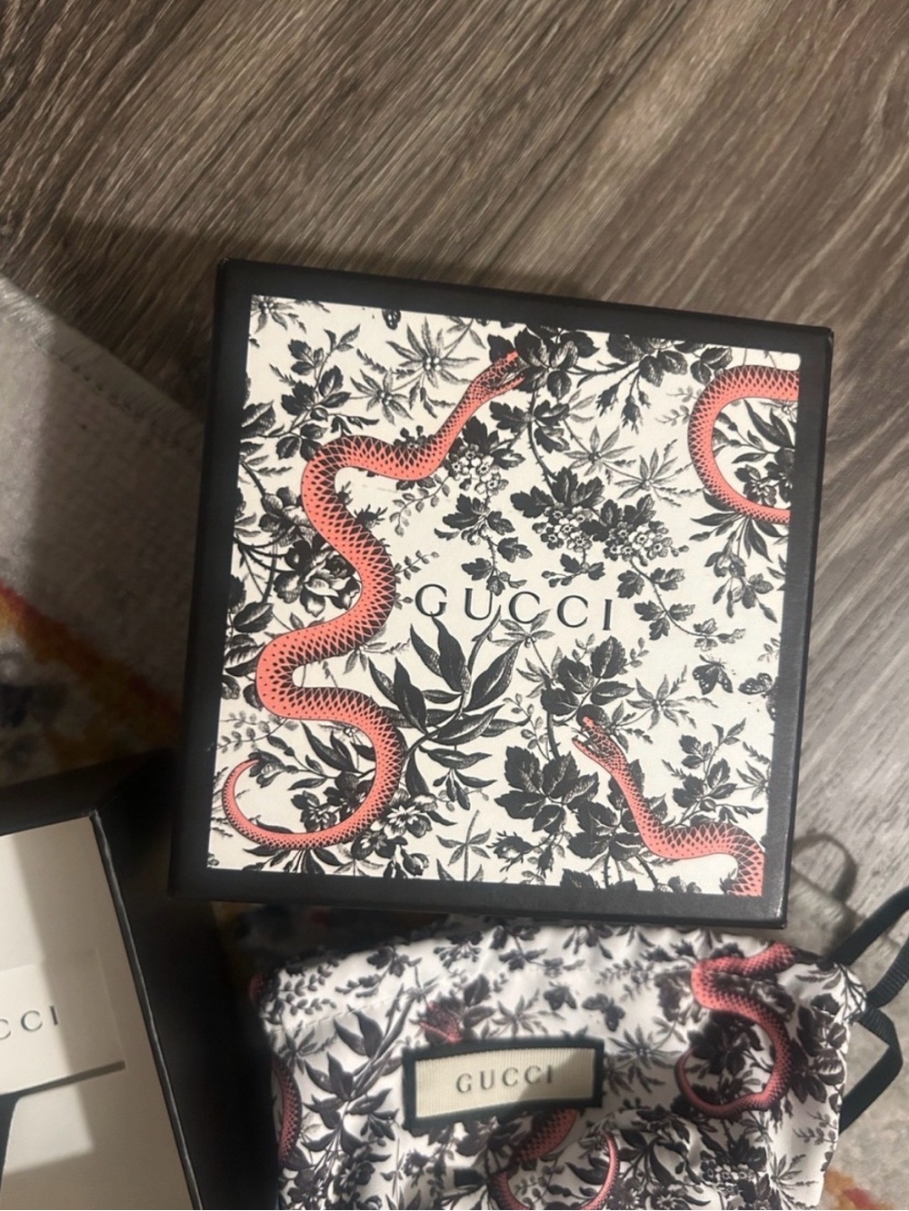 Gucci Black, White & Pink Snake Print Sunglasses Pouch with Box- Box Only - Picture 5 of 7